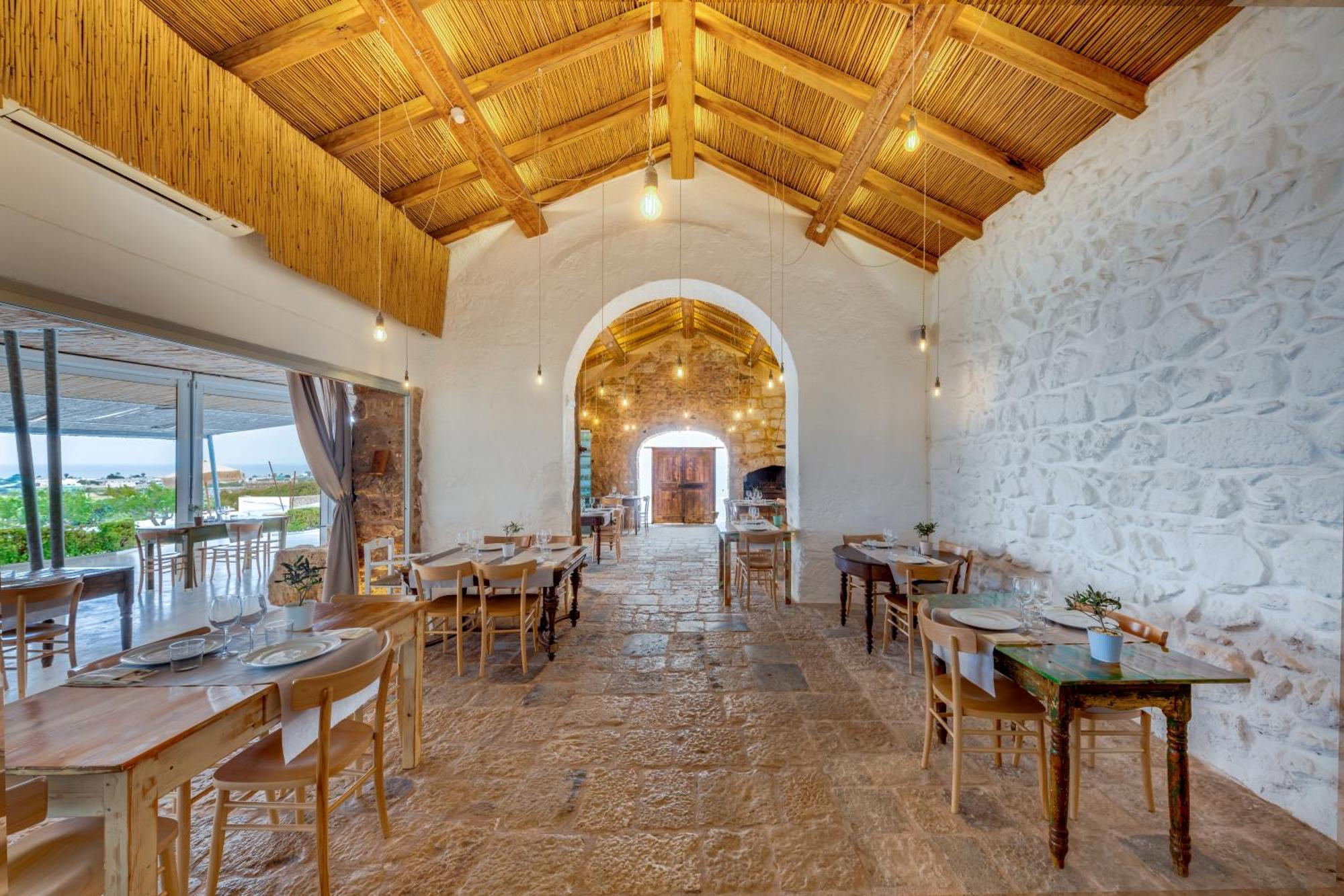 Masseria Samenti Torre Suda Εξωτερικό φωτογραφία